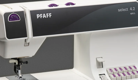 Pfaff Select 4.2 la vecchia scuola fatta bene