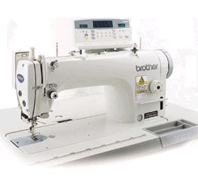 Macchina per cucire Brother S-7200A