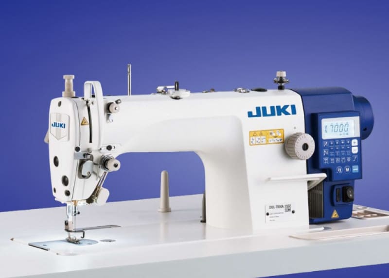 Macchina per cucire lineare Juki 7000